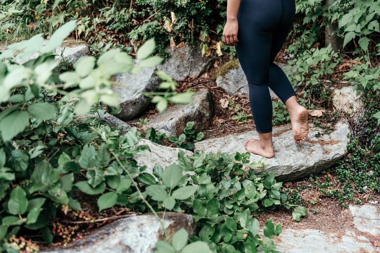 Beginner Guide to Mindful Walking: A Simple Practice for Everyday Calm
